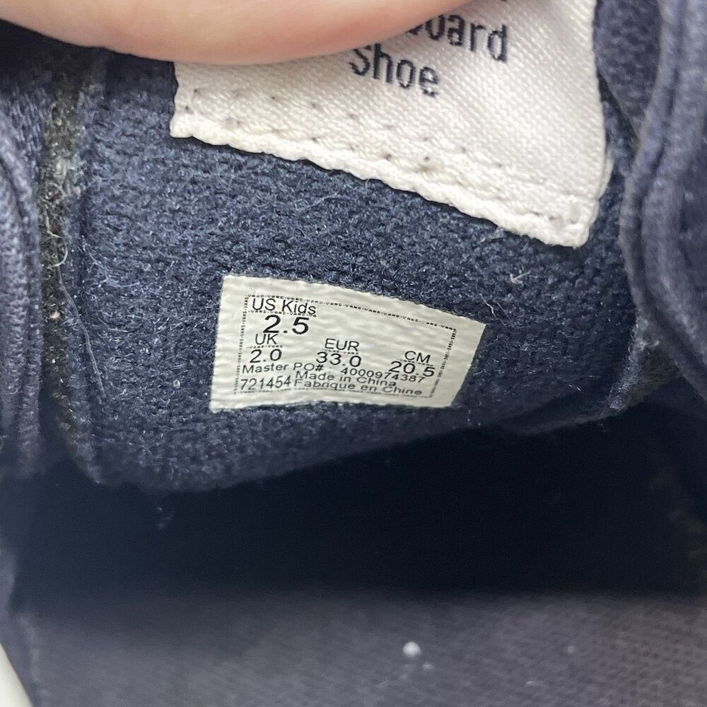 Vans off the wall kids size 2.5 mid top hook and loop closure blue camo - Picture 6 of 7